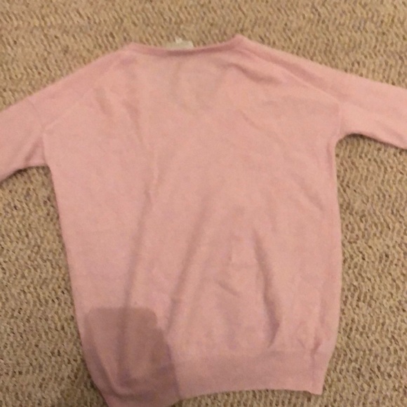 Light pink cashmere sweater - Picture 3 of 4